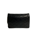 Chanel Black Leather Shoulder Bag (Pre-Owned)