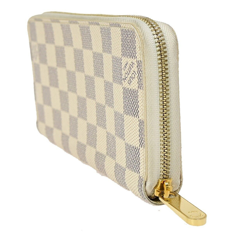 Louis Vuitton Zippy Wallet White Horn Wallet  (Pre-Owned)