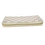 Louis Vuitton Zippy Wallet White Horn Wallet  (Pre-Owned)