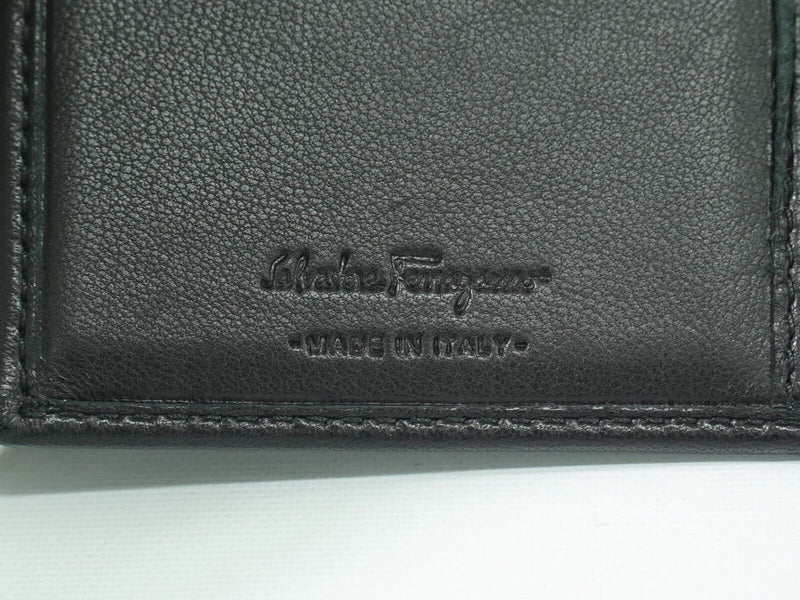 Salvatore Ferragamo Black Leather Wallet  (Pre-Owned)