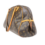 Louis Vuitton Montorgueil Brown Canvas Shoulder Bag (Pre-Owned)