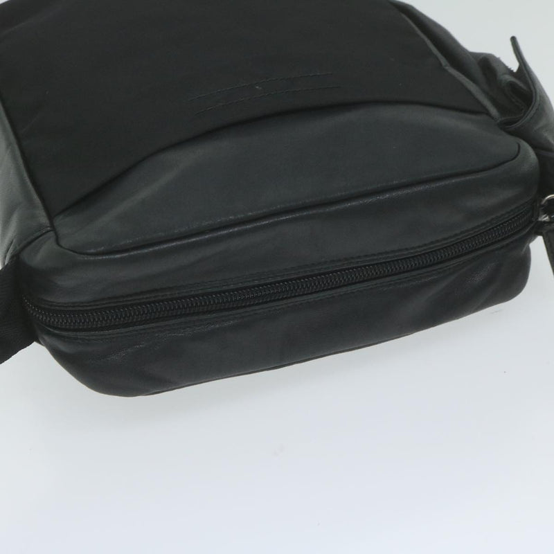 Prada Black Leather Shoulder Bag (Pre-Owned)