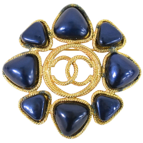 Chanel Gold Gold Plated Brooch Jewelry (Pre-Owned)