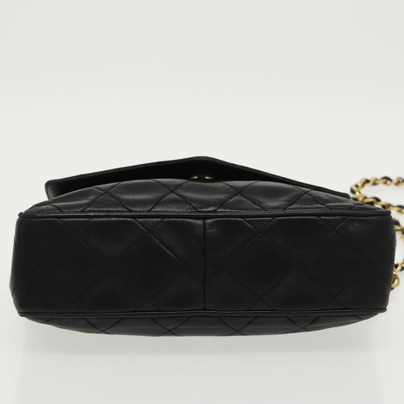 Chanel Camera Black Leather Shoulder Bag (Pre-Owned)