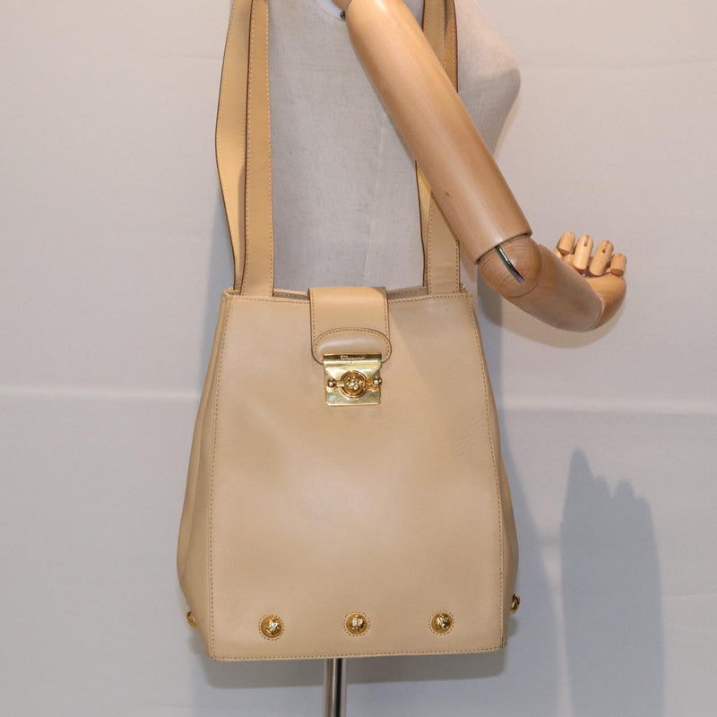 Salvatore Ferragamo Beige Leather Shoulder Bag (Pre-Owned)