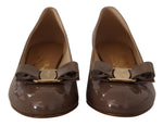 Salvatore Ferragamo Elegant Caraway Brown Pumps with Vara Women's Bow