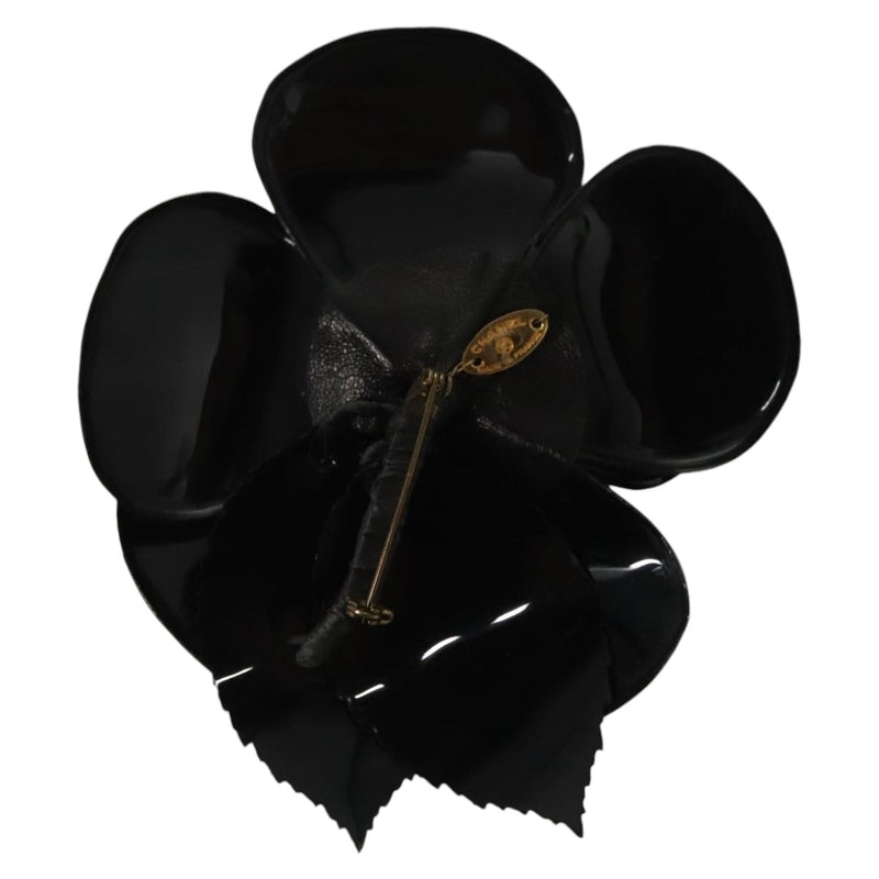 Chanel Camellia Black Plastic Brooch Jewelry (Pre-Owned)