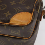 Louis Vuitton Amazon Brown Canvas Shoulder Bag (Pre-Owned)