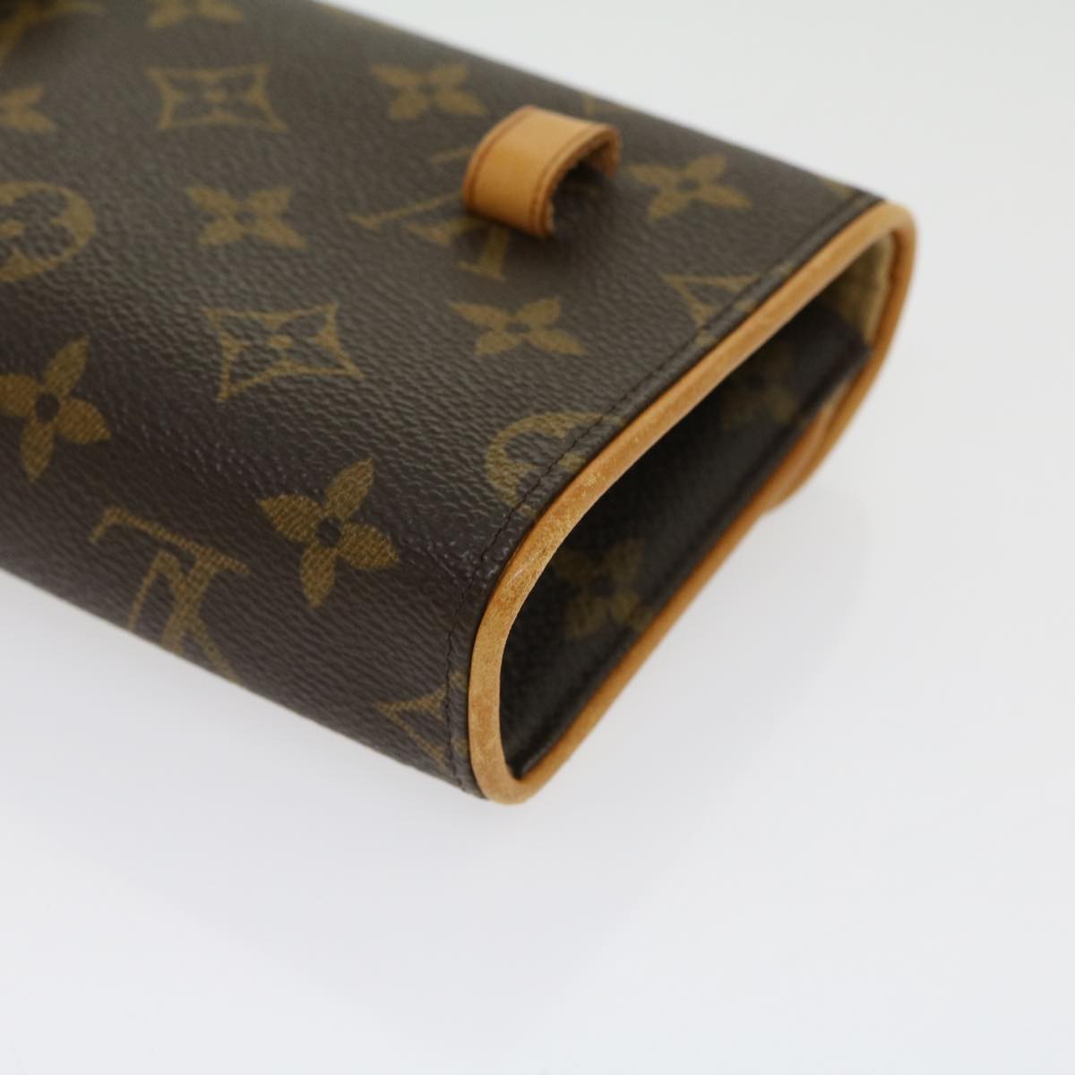 Louis Vuitton Pochette Florentine Brown Canvas Shoulder Bag (Pre-Owned