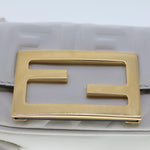 Fendi White Leather Shoulder Bag (Pre-Owned)