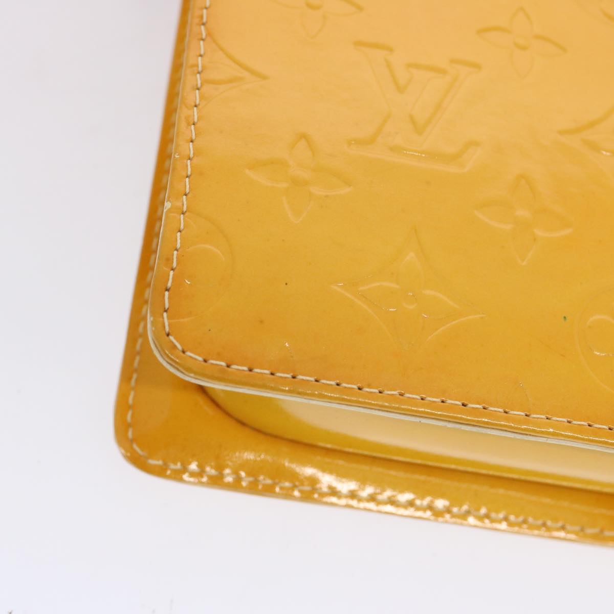 Louis Vuitton Mott Yellow Patent Leather Clutch Bag (Pre-Owned)