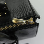 Valentino Garavani Black Leather Handbag (Pre-Owned)