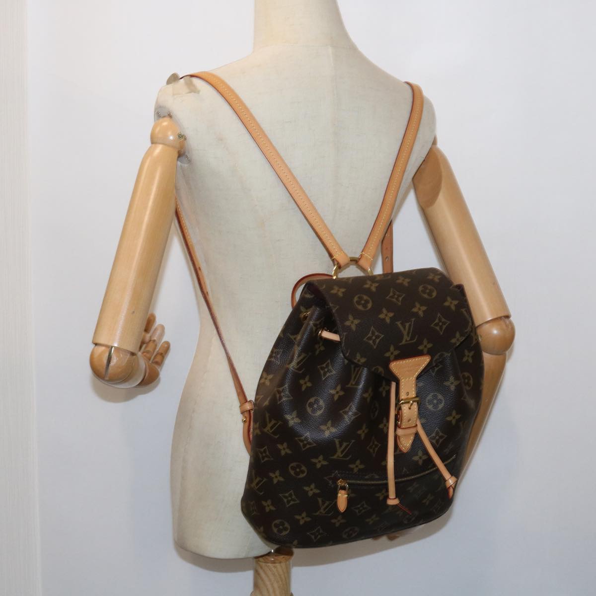 Louis Vuitton Montsouris Brown Canvas Backpack Bag (Pre-Owned)