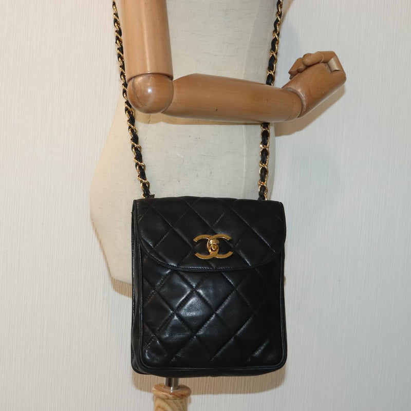 Chanel Bicolore Black Leather Shoulder Bag (Pre-Owned)