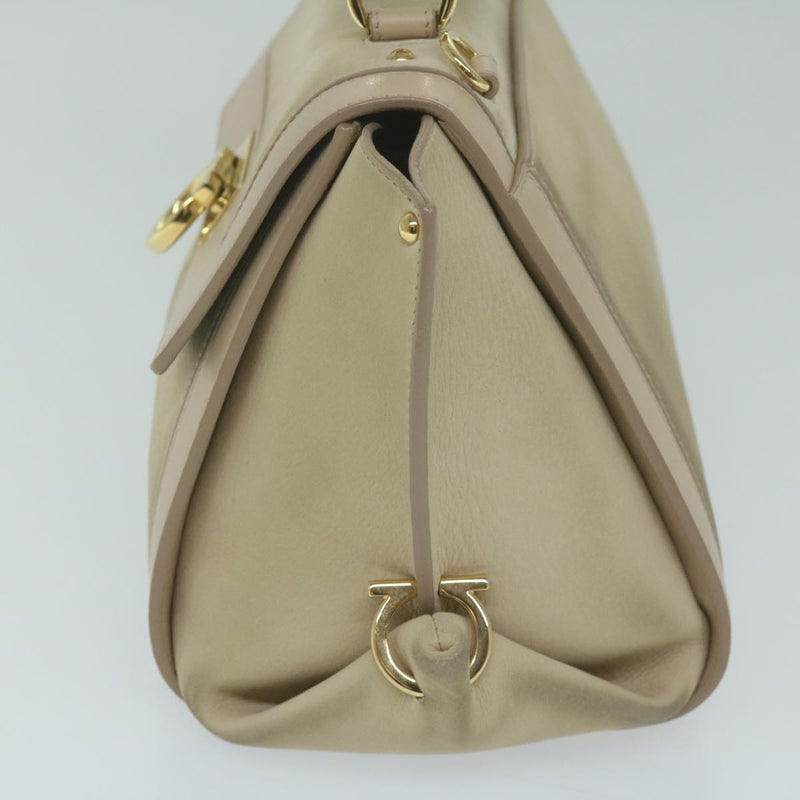 Salvatore Ferragamo Beige Leather Shoulder Bag (Pre-Owned)