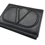 Valentino Garavani Black Leather Wallet (Bi-Fold) (Pre-Owned)