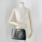 Salvatore Ferragamo Black Leather Shoulder Bag (Pre-Owned)