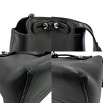 Fendi Black Leather Shoulder Bag (Pre-Owned)