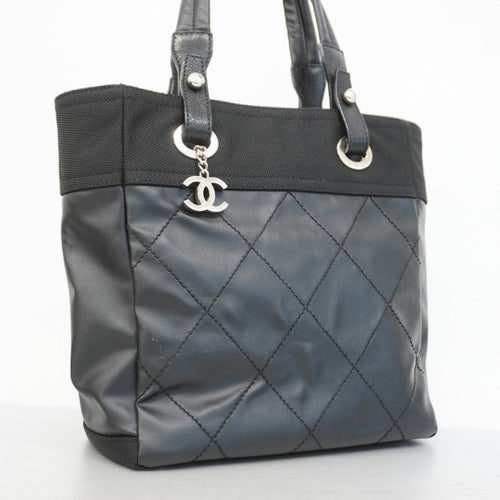 Chanel Black Nylon Tote Bag (Pre-Owned)