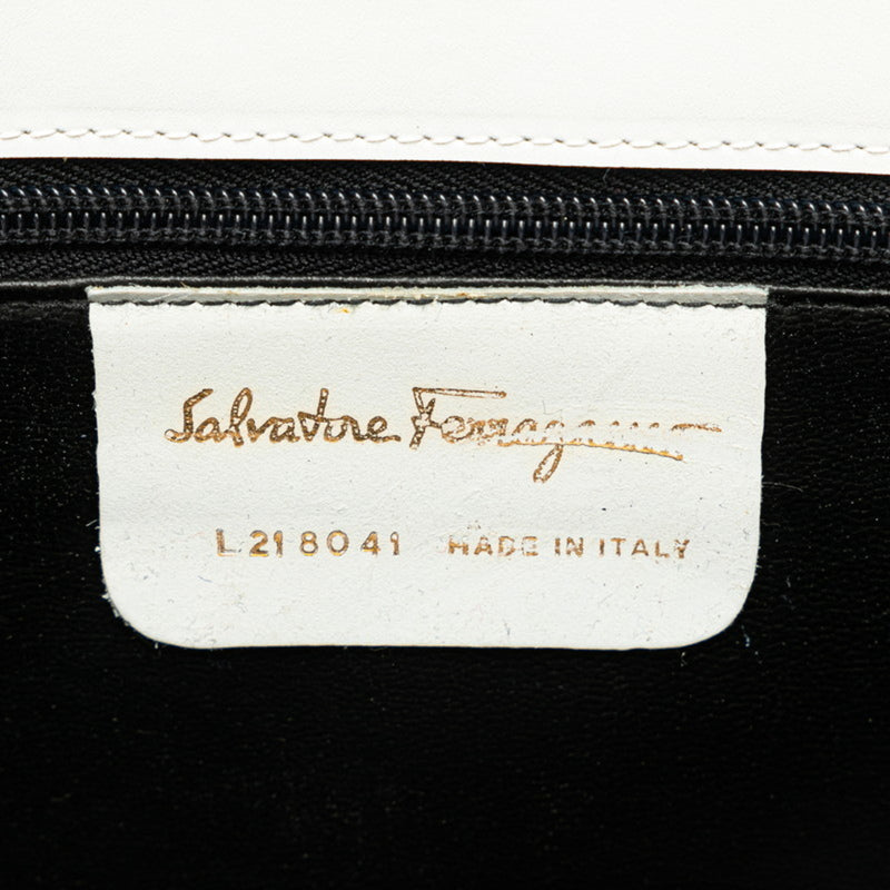 Salvatore Ferragamo Black White Leather Shoulder Bag (Pre-Owned)