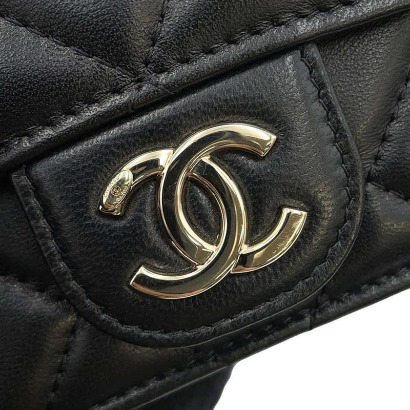 Chanel Matelasse Black Leather Fanny Pack (Pre-Owned)