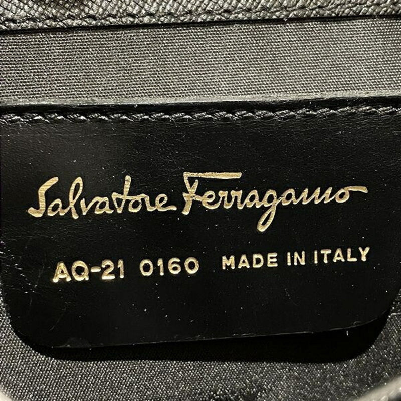 Salvatore Ferragamo Black Leather Handbag (Pre-Owned)