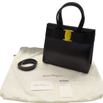 Salvatore Ferragamo Black Leather Handbag Shoulder Bag (Pre-Owned)