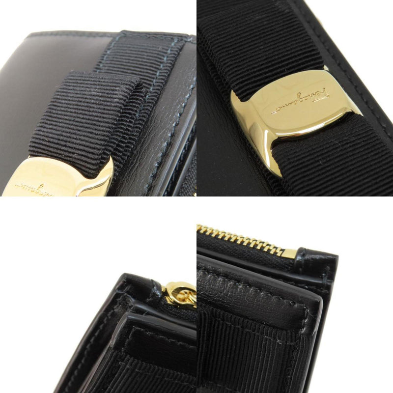 Salvatore Ferragamo Black Leather Wallet (Bi-Fold) (Pre-Owned)