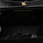 Salvatore Ferragamo Black Leather Handbag Shoulder Bag (Pre-Owned)