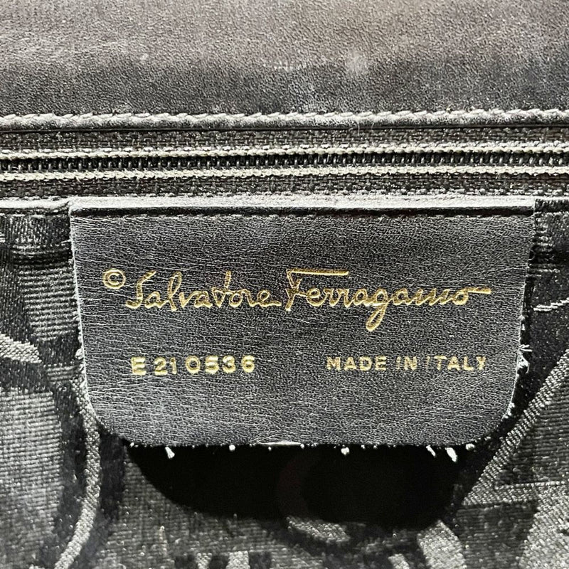 Salvatore Ferragamo Black Leather Handbag (Pre-Owned)