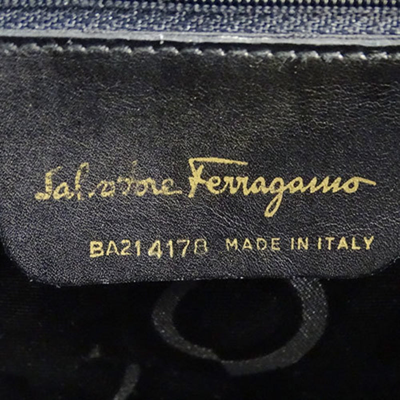 Salvatore Ferragamo Black Leather Handbag Shoulder Bag (Pre-Owned)