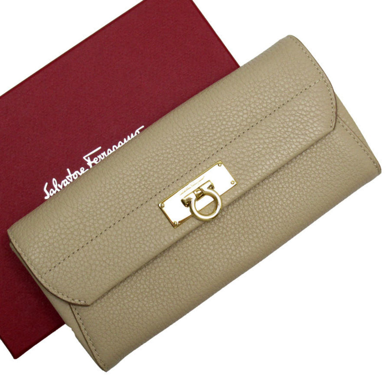 Salvatore Ferragamo Beige Leather Long Wallet (Bi-Fold) (Pre-Owned)