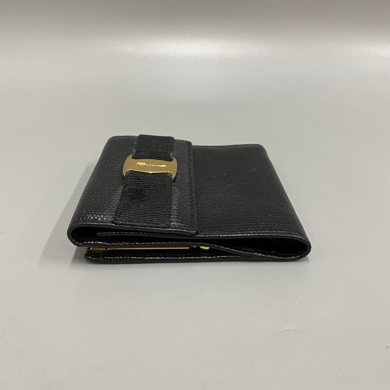 Salvatore Ferragamo Black Leather Wallet (Bi-Fold) (Pre-Owned)