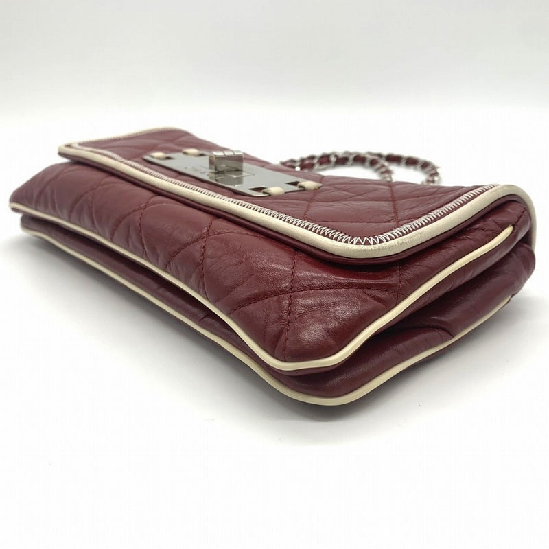 Chanel Bordeaux Leather Shoulder Bag (Pre-Owned)