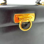 Salvatore Ferragamo Black Leather Shoulder Bag (Pre-Owned)