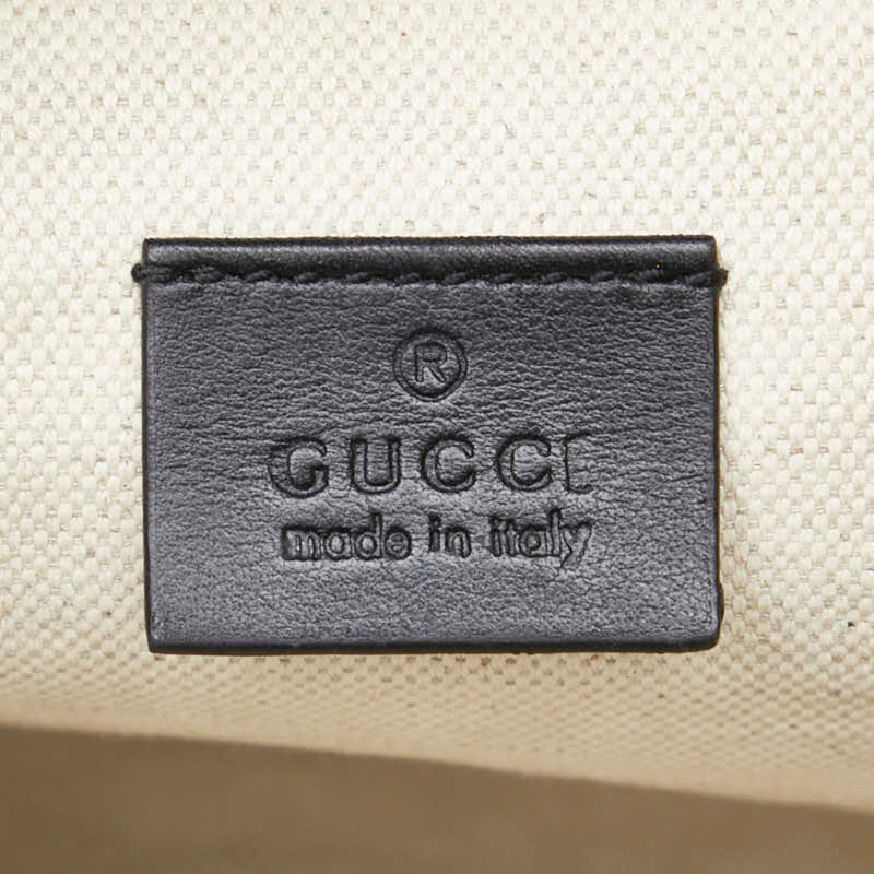 Gucci Black Leather Fanny Pack Sling Bag (Pre-Owned)