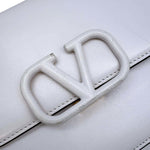 Valentino Garavani White Leather Shoulder Bag (Pre-Owned)