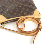 Louis Vuitton Brown Monogram Canvas Shoulder Bag (Pre-Owned)