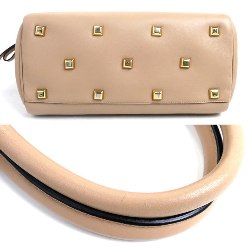 Salvatore Ferragamo Beige Leather Pouch Shoulder Bag (Pre-Owned)