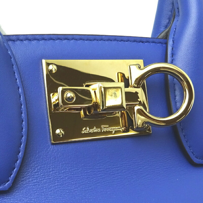 Salvatore Ferragamo Blue Leather Handbag Pouch (Pre-Owned)