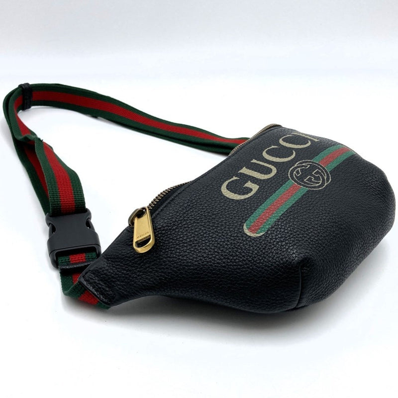 Gucci Black Leather Fanny Pack (Pre-Owned)