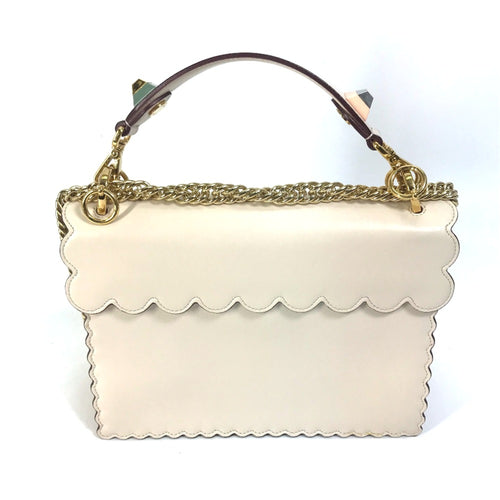 Fendi Beige Leather Shoulder Bag (Pre-Owned)