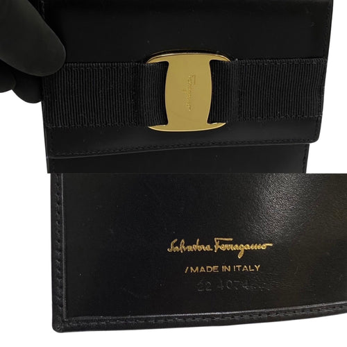 Salvatore Ferragamo Black Leather Wallet (Bi-Fold) (Pre-Owned)