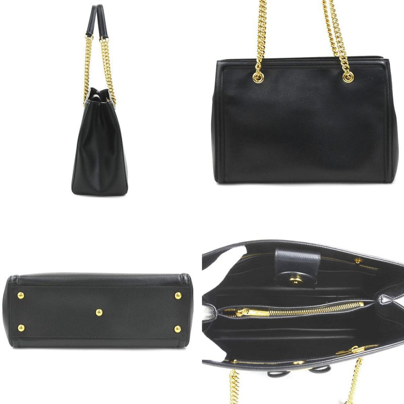 Salvatore Ferragamo Black Leather Shoulder Bag (Pre-Owned)