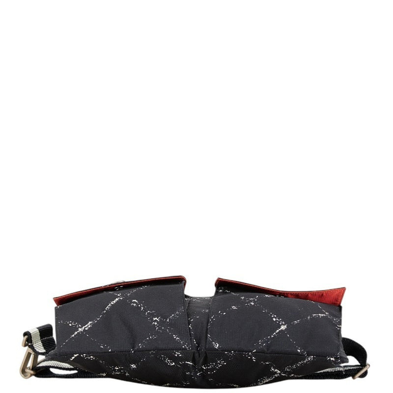 Chanel Black Nylon Fanny Pack (Pre-Owned)