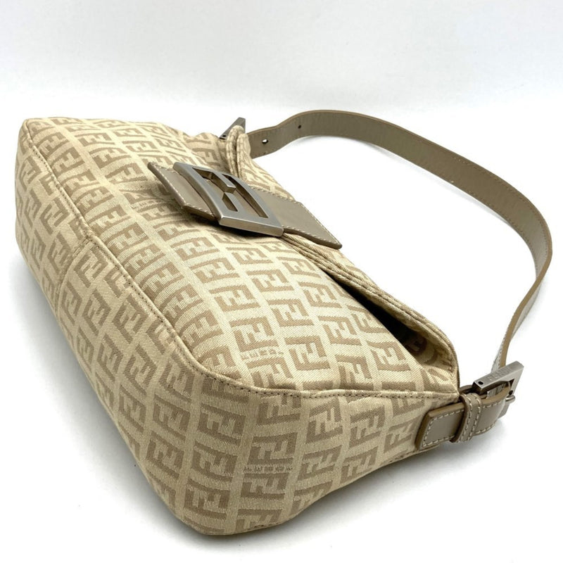 Fendi Beige Canvas Handbag (Pre-Owned)