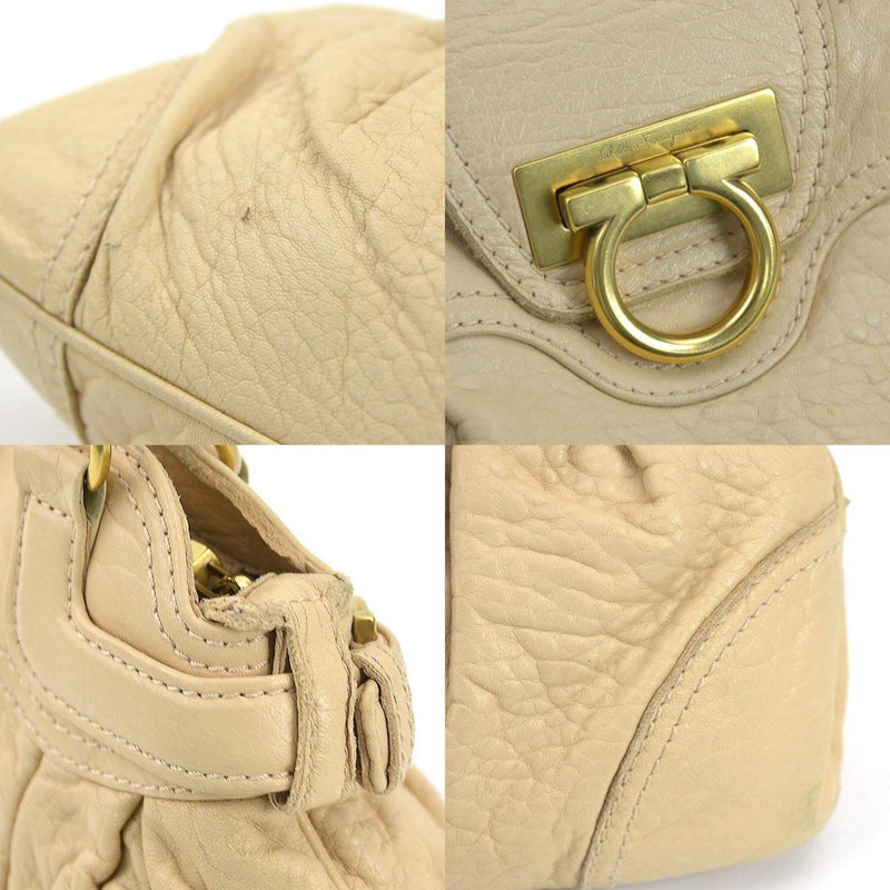 Salvatore Ferragamo Beige Leather Shoulder Bag (Pre-Owned)