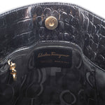 Salvatore Ferragamo Black Leather Shoulder Bag (Pre-Owned)