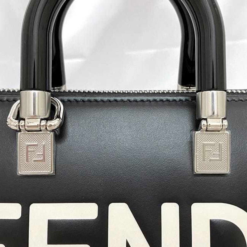 Fendi Black Leather Boston Bag (Pre-Owned)