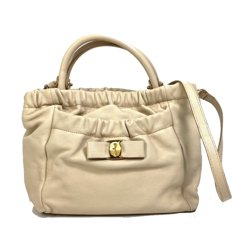 Salvatore Ferragamo Beige Leather Handbag (Pre-Owned)